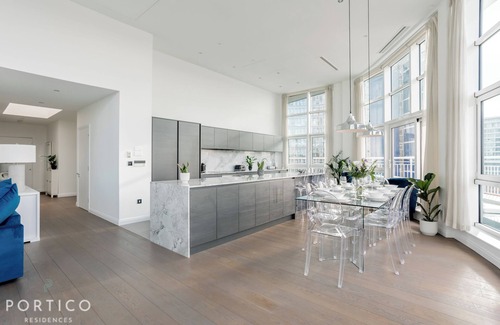 Sands End Apartment | Stunning 3-bed penthouse with breath-taking direct river views in Battersea.
