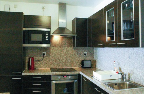 As Sifah Apartment | Stunning 3-Bedroom Coastal Retreat