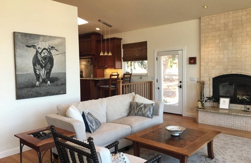 Petaluma Other | Stunning 3-bedroom farmhouse in Petaluma on Horse Farm