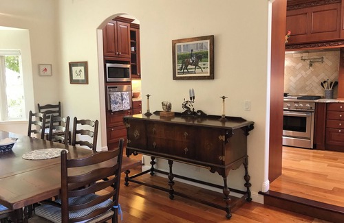 Petaluma Other | Stunning 3-bedroom farmhouse in Petaluma on Horse Farm