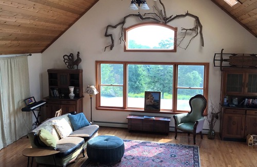 Durham House | Stunning 3-Bedroom Home in Catkills Near Windham