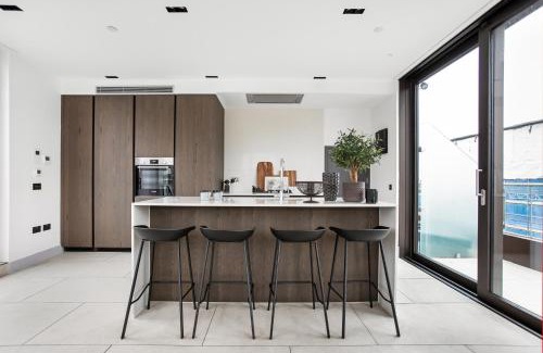 Bunhill Apartment | Stunning 3 Bedroom Penthouse Private Terrace AC