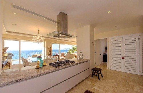 South Shore Hotel Area Condo | STUNNING 3400 SQFT OCEANFRONT LUXURY @ SAYAN BEACH.