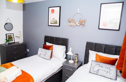 Dudley House | Stunning 3Bedroom Home Ideal for Long & Short Stay