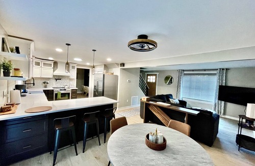 Richmond House | Stunning 3BR 2.5BA home in Richmond’s Premier West End Location
