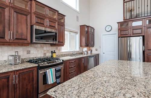 Quidi Vidi House | Stunning 3BR Executive Home with Scenic Views