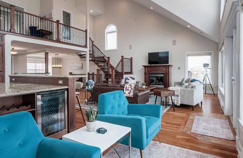 Quidi Vidi House | Stunning 3BR Executive Home with Scenic Views