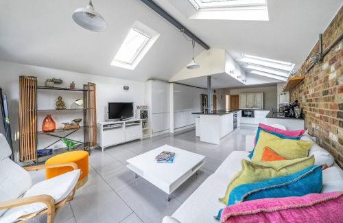 Oxford House | Stunning 3BR Townhouse - Central Oxford Pass the Keys