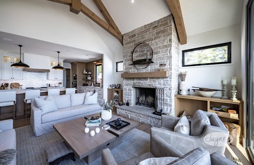Thornbury House | Stunning 4 bed 5 bath home on Georgian Bay in Thornbury
