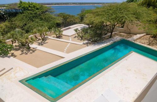 Lamu House | Stunning 4-bed Shela Villa with Panoramic Views