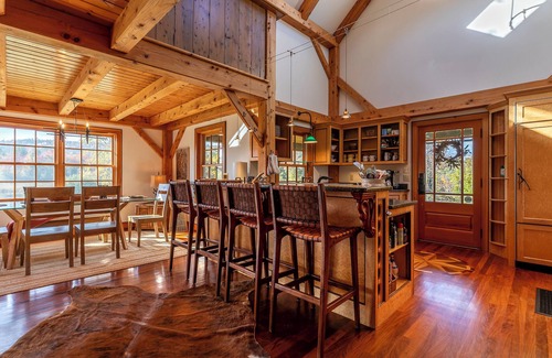 Mount Holly House | Stunning 4 bed Timber Frame Ski Retreat on 6 acres