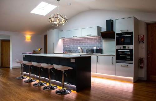 Crediton House | Stunning 4 bedroom Barn Conversion in Rural Devon