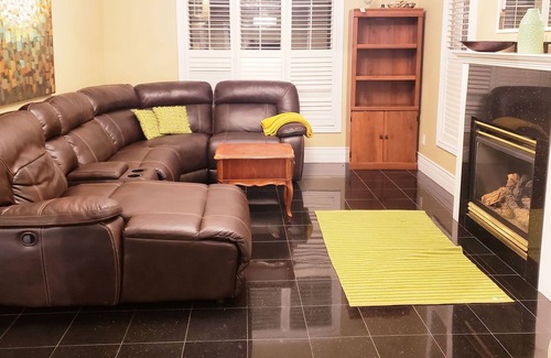 Erin Mills House | Stunning 4 Bedroom House for rent