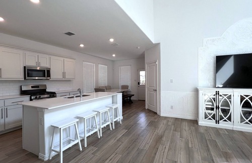 Garland House | Stunning 4-bedroom house in Vibrant Garland-Plano-Dallas Metro