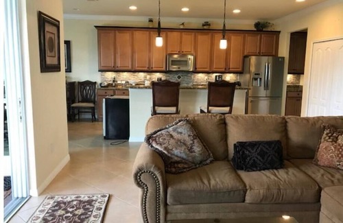 Estero House | Stunning 4-bedroom house. Beaches, Shopping, Golf, Restaurants all close by.