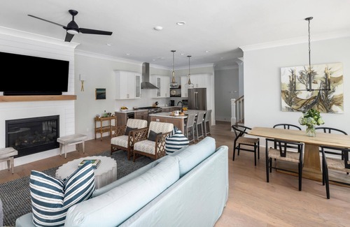 Palmetto Bluff House | Stunning 4 Bedroom Townhouse in the Heart of Moreland Village!