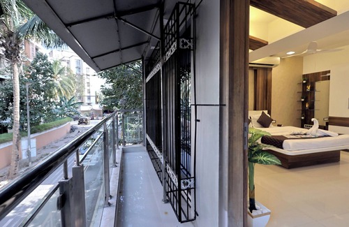 Borivali West House | Stunning 4 Bedroom Villa for large groups