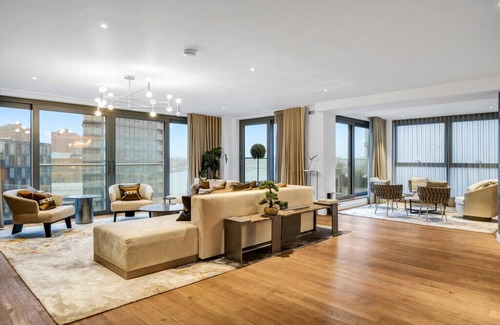 Sands End Apartment | Stunning 4bed 4bath Chelsea