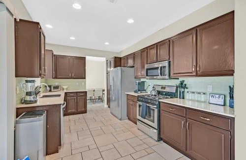 MacDonald Ranch House | Stunning 4BR Getaway w Pool, Hot Tub, & Firepit
