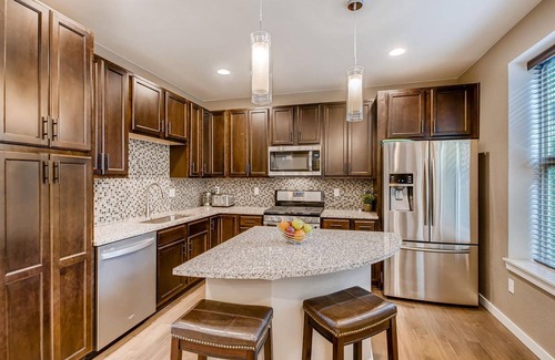 Lone Tree House | Stunning 4Br Townhome, Amazing Location