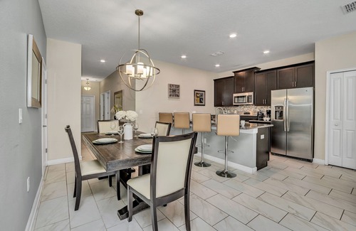 Kissimmee House | Stunning 5 BD Home, near Disney World!