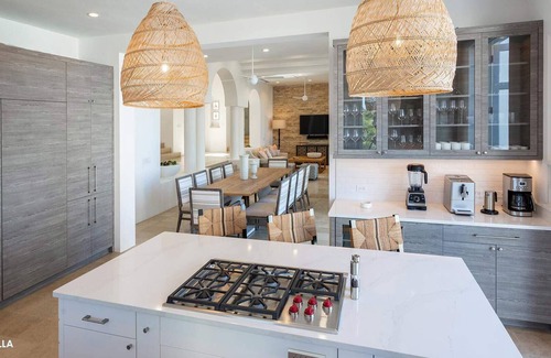 Long Bay Village Villa | Stunning 5 bedroom villa with private stairway to the beach