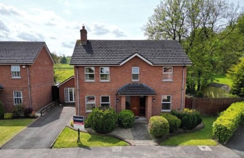 Cluain Eois House | Stunning 5-Bed House in Clones