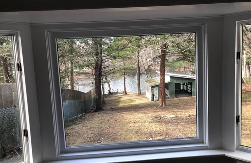 Mount Marion House | Stunning 5 bed Waterfront Oasis with deck over the River