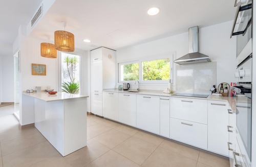 Cala d'Or Villa | Stunning 5 Bedroom Luxury Villa with Heated Pool overlooking Cala d'Or Estuary