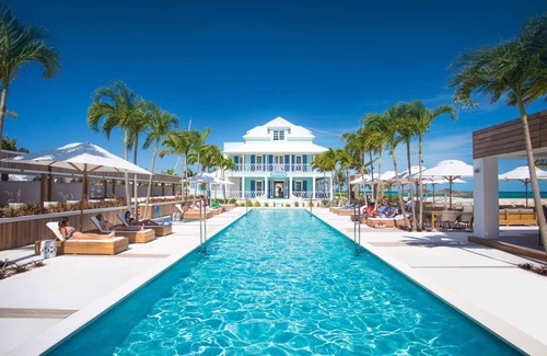 Palm Cay Villa | Stunning 5 BR Home - Tennis - Beach - Resort Club