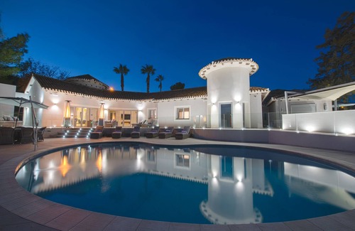 El Beal Villa | Stunning 6 bedroom villa with private pool. Fully wheelchair accessible.