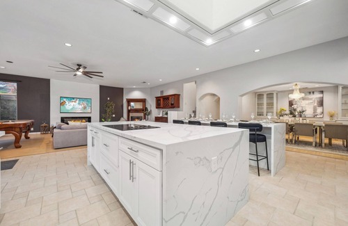 Ramona House | Stunning 7BR Mountain View Zen Retreat +Pool/Spa