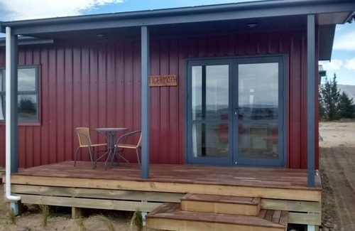 Alexandra Cottage | Stunning Airport cottage Fokker