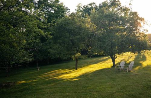 East Chatham Villa | Stunning All-Season Renovated Barn Escape!