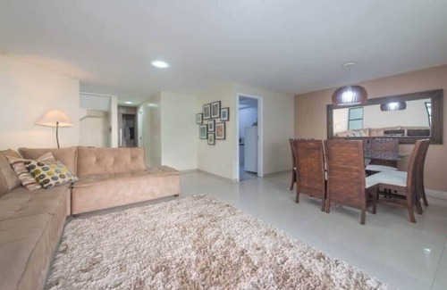 Portinho House | Stunning and Fancy Mansion - CBF003