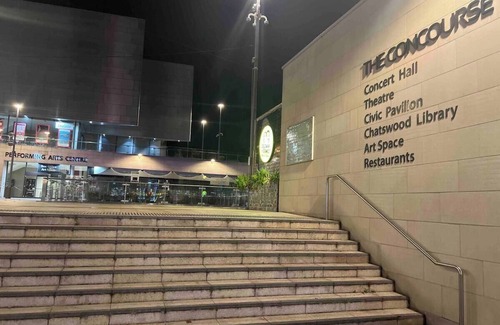 Roseville Apartment | Stunning and Freshly Apartment Room with 2 minutes to Chatswood Hub