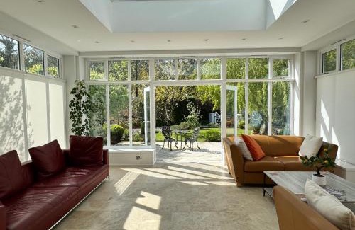 Holworth House | Stunning and luxurious Manor House holiday home