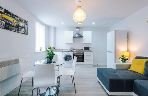Kirkdale Apartment | Stunning and Modern 2 bedroom Apt in Liverpool