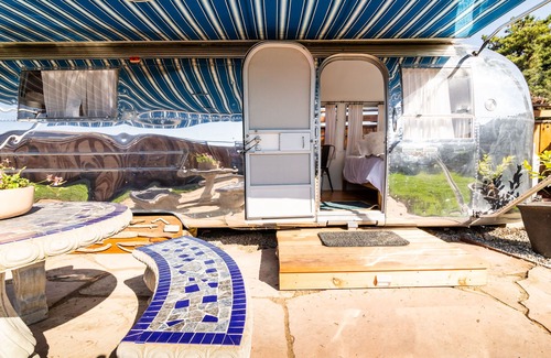 Half Moon Bay House | Stunning and unique AirStream on the Coastal Trail and near Poplar Beach