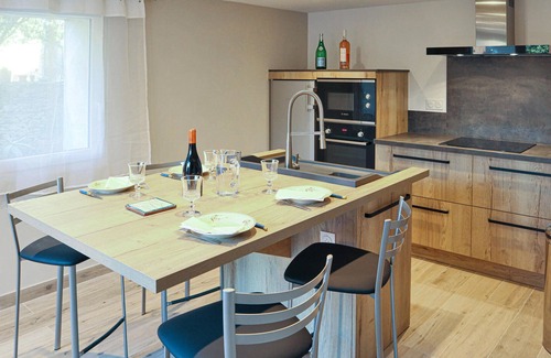 Villes-sur-Auzon Apartment | Stunning apartment in Villes sur Auzon