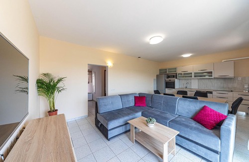 Kastel Sucurac Apartment | Stunning apartment in Kastel Sucurac