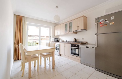 Hisaronu Apartment | Stunning Apartment, Hisaronu just off the strip - Permit Number 48-6523