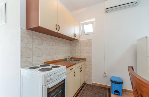 Gornji Karin Apartment | Stunning apartment in Karin Gornji