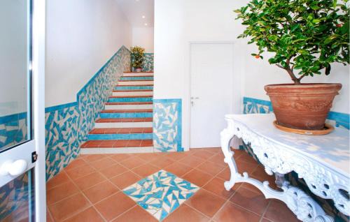 Ghiaia Apartment | Stunning Apartment In Deiva Marina