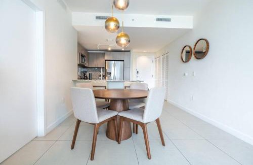 Doral Apartment | Stunning Apartment in Downtown Doral