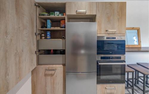 Bellaffaire Apartment | Stunning Apartment In Bellaffaire