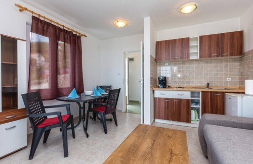 Klenovica Apartment | Stunning apartment in Klenovica