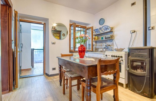 Mezzanego Apartment | Stunning apartment in Mezzanego