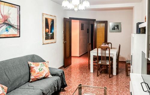 Montalban Apartment | Stunning Apartment In Montalbán