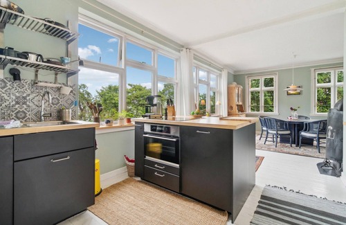 Bolshavn Apartment | Stunning apartment in Svaneke with WiFi